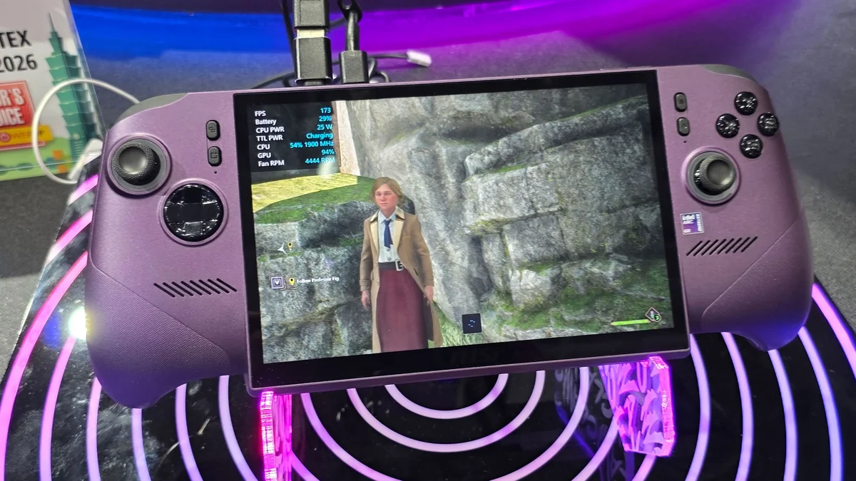 MSI Claw 8 EX AI+ tanıtıldı: Panther Lake ve 120 Hz ekran