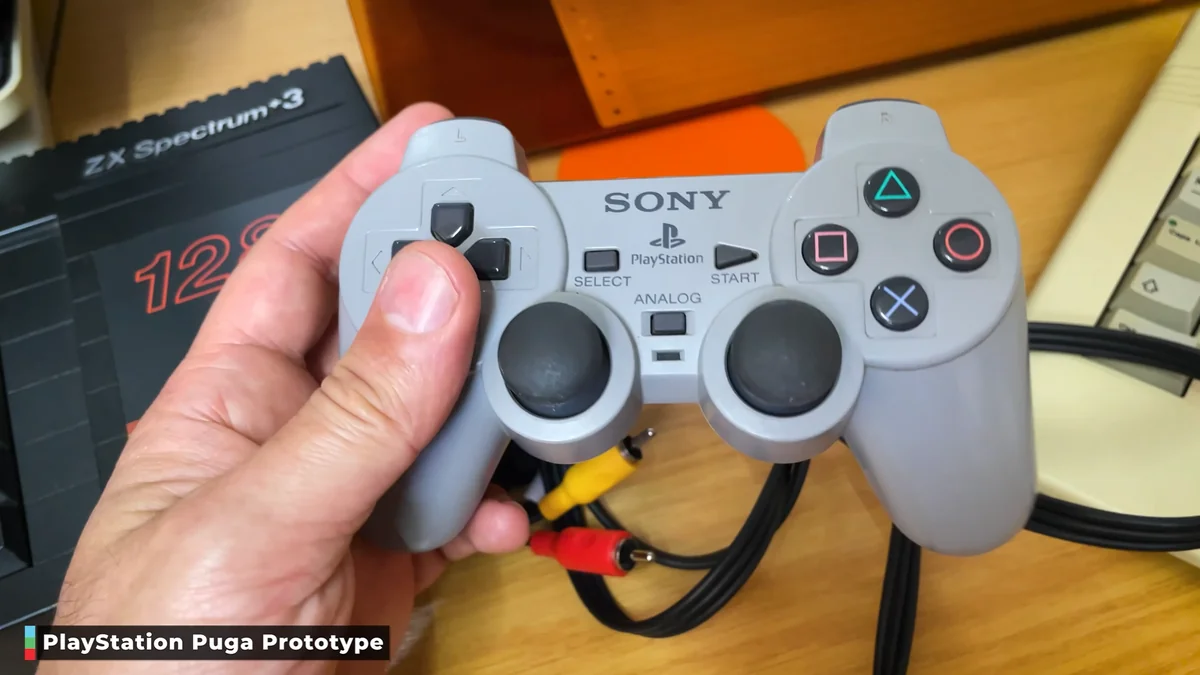 PlayStation Puga prototipi, PS1'i kontrolcü içine sığdırmış