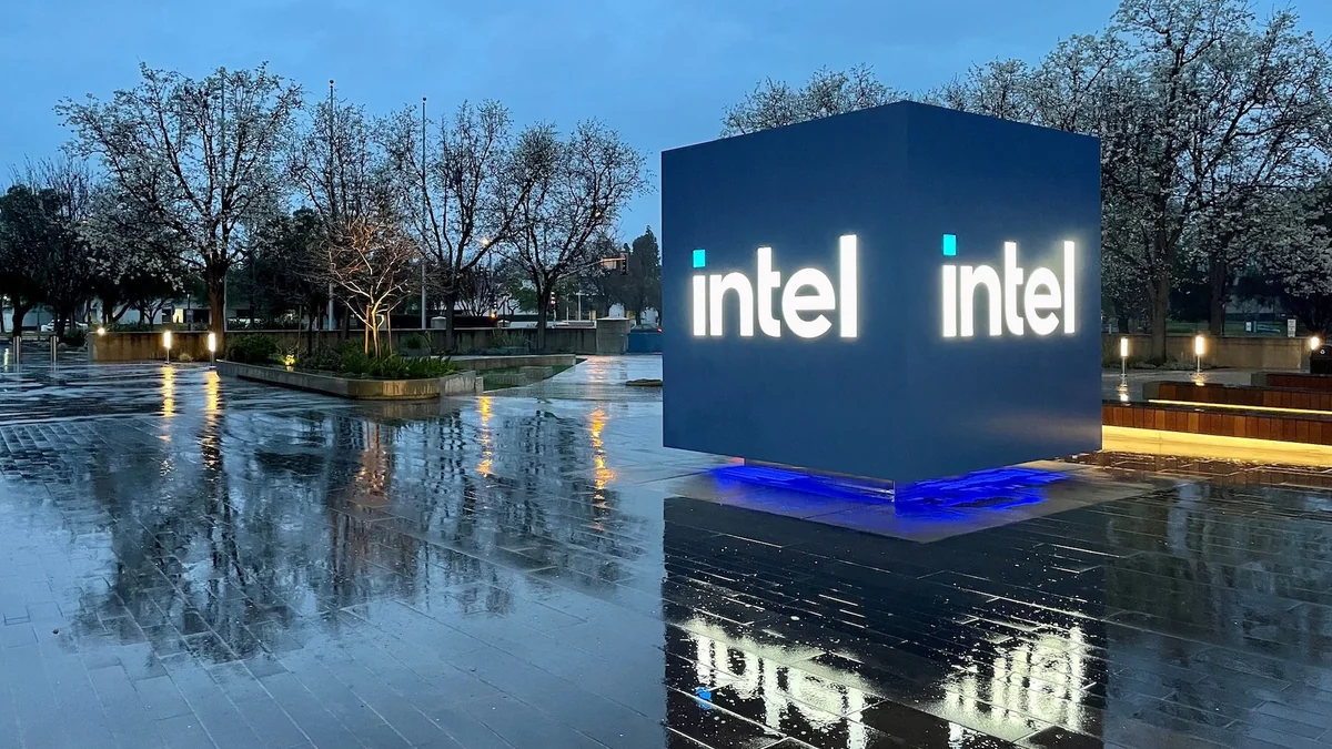 Intel, 14A için 2028’de yüksek hacimli üretim planını teyit etti