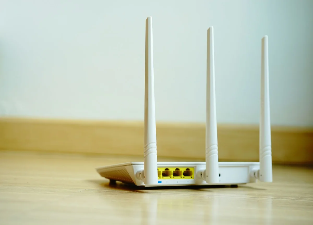 CERT/CC: Bazı Tenda router’larda kritik yönetici arka kapısı