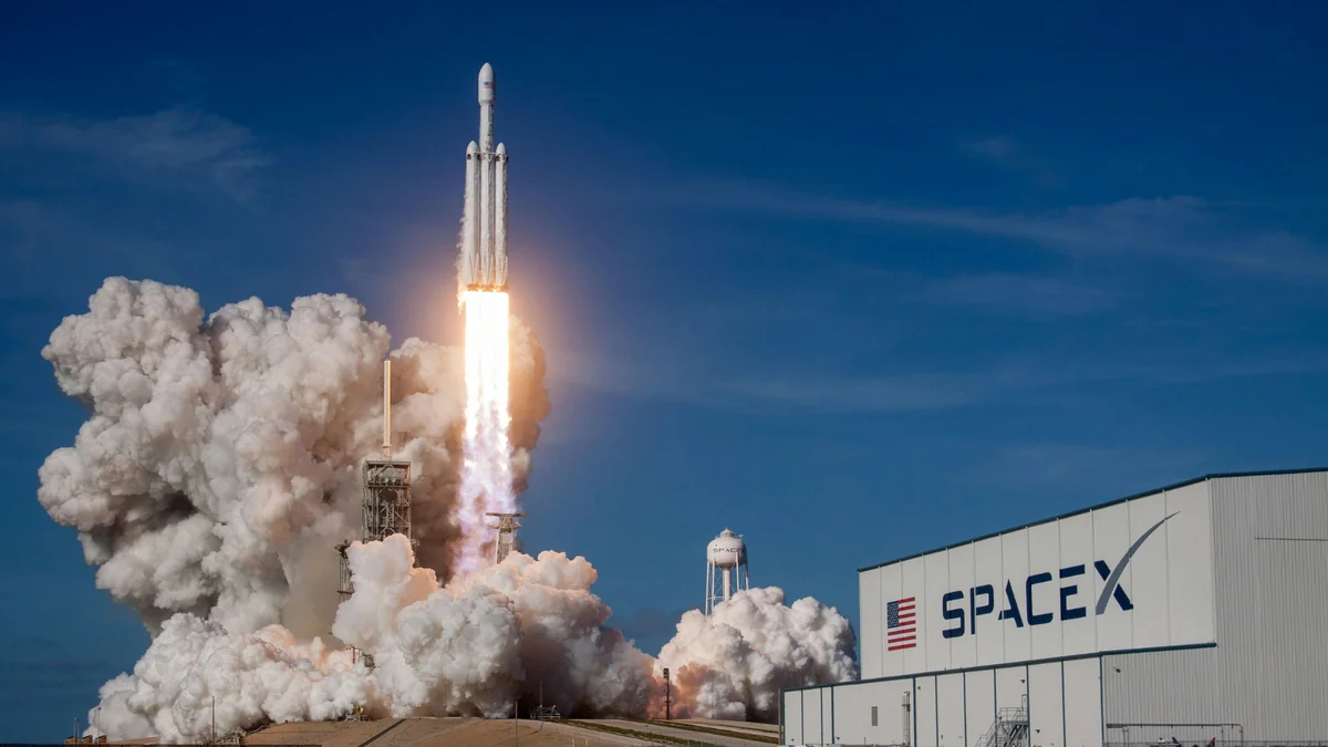 SpaceX roket kademesi Ay’a 8,690 kph hızla çarpacak