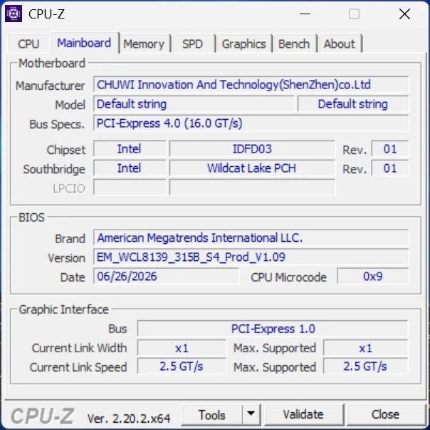The CPU-Z application displays detailed information about a motherboard from CHUWI Innovation and Technology, featuring an Intel IDFD03 chipset and an American Megatrends International BIOS version EM_WCL8139_315B_S4_Prod_V1.09.